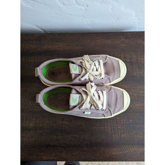 Cariuma Grey Canvas Low Top Sneaker Shoes - Size 6.5 - Picture 4 of 9